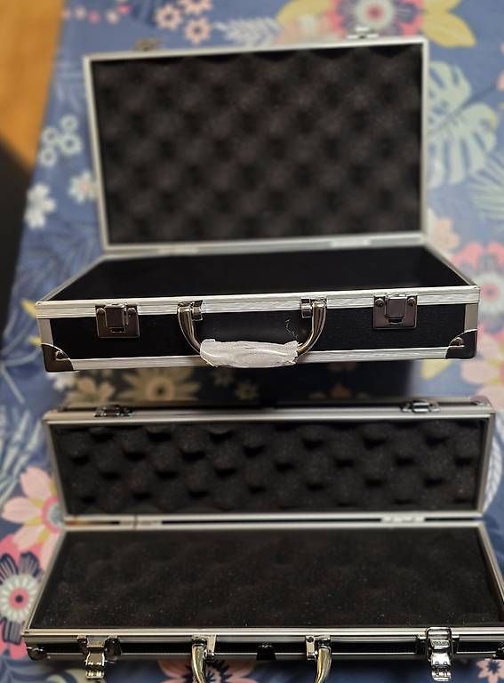 Reisekoffer: Alu koffer 2X – Neu und originalverpackt aus Bassersdorf von ros_mn7q