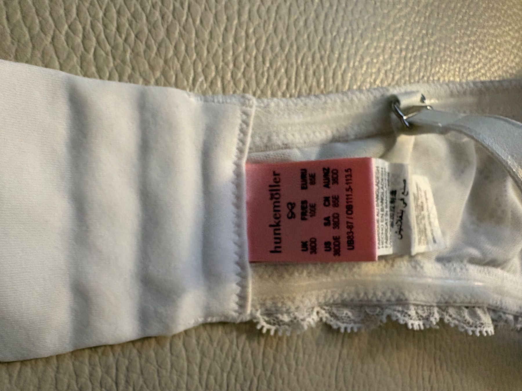 Hunkemöller Autres dessous: Damen BH Gr. 85 E – Neuf (Voir description) à Embrach par Bdennis 1