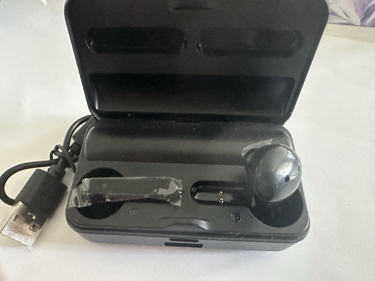 Cuffie: Bluetooth Kopfhörer mit Ladecase schwarz – Nuovo e nell'imballaggio originale da Kloten venduto da digi-Galaxy 5