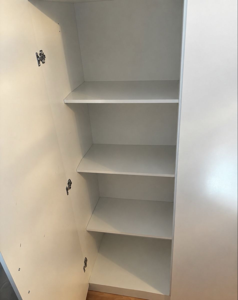 Armadi: Kleiner Kleiderschrank  – Usato da Dietikon venduto da Onur8953 2