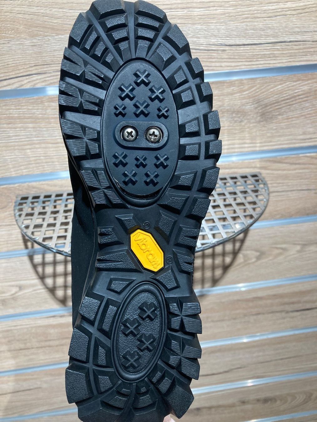 Damenschuhe: Lake MX80 Black/Silver Gr.38 – Neu (gemäss Beschreibung) aus Lauterbrunnen von Imboden-Bike 4