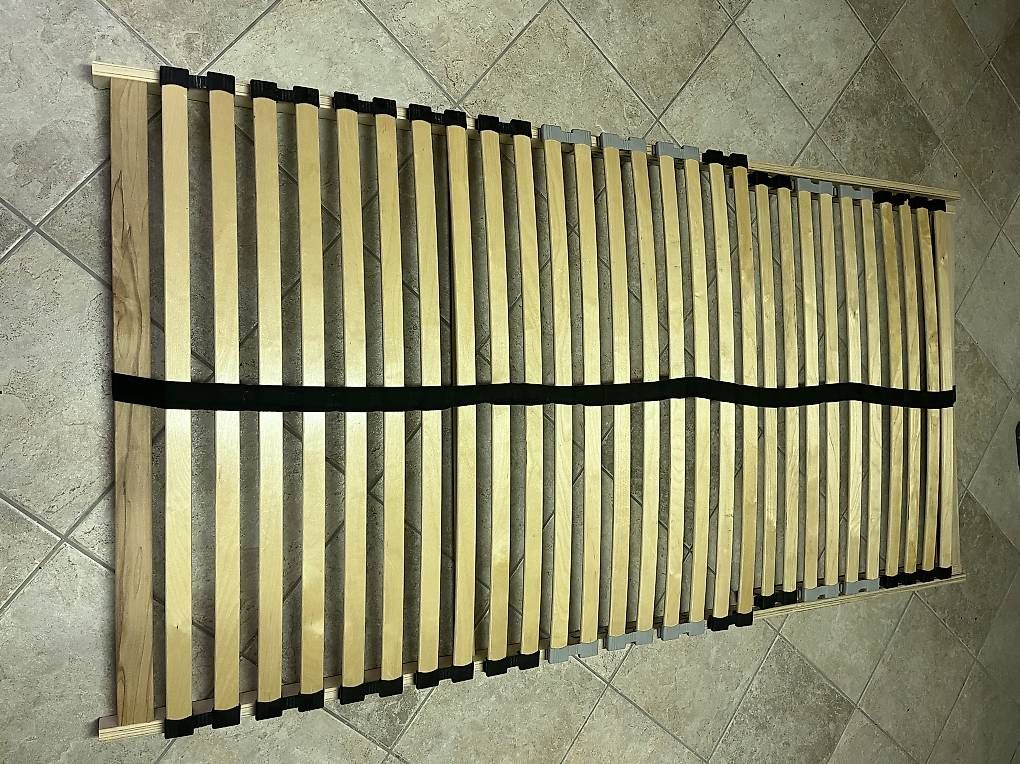 Reti a doghe: Matratzen Rost 100x200cm – Usato da Basel venduto da Ducky52
