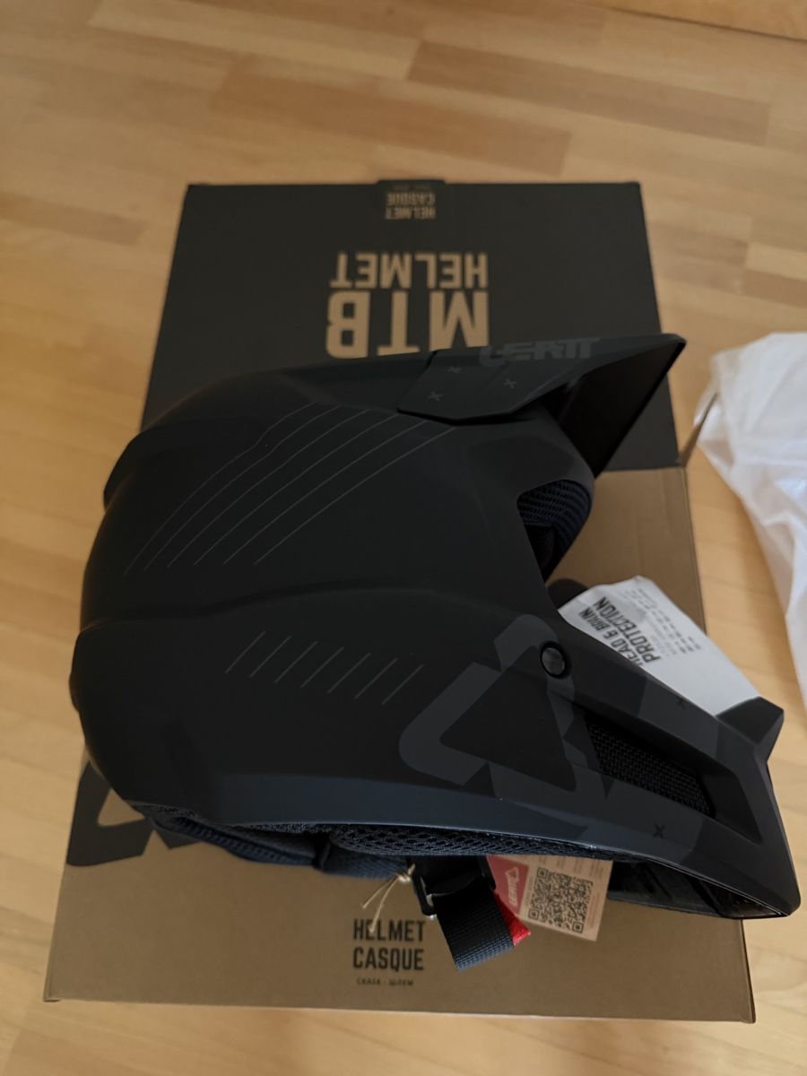 Leatt Casques: DOWNHILL MTB-HELM 2.0 GRAVITY – Neuf avec emballage d'origine à Winterthur par david3000 1