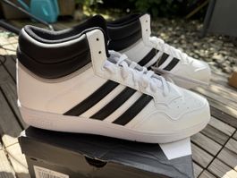 NEU - Adidas Hoops 4.0 Mid Basketball Shoes Size 10.5