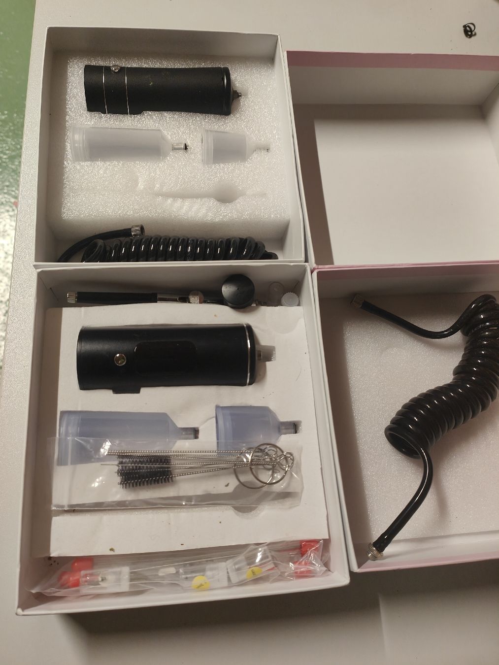 Alle Werkzeuge: airbrush set  – Gebraucht aus Schöftland von magicX01 1