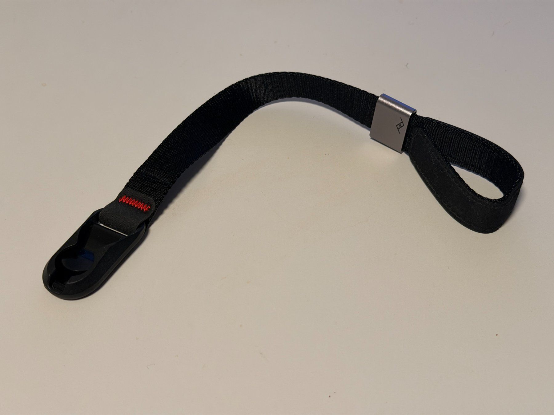 Altri Accessori: Peak Design Cuff – Nuovo (secondo la descrizione) da Birmensdorf ZH venduto da SkiByte 1