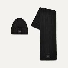 UGG Chunky Rib Knit Set Mütze und Schal habe auch Tommy On