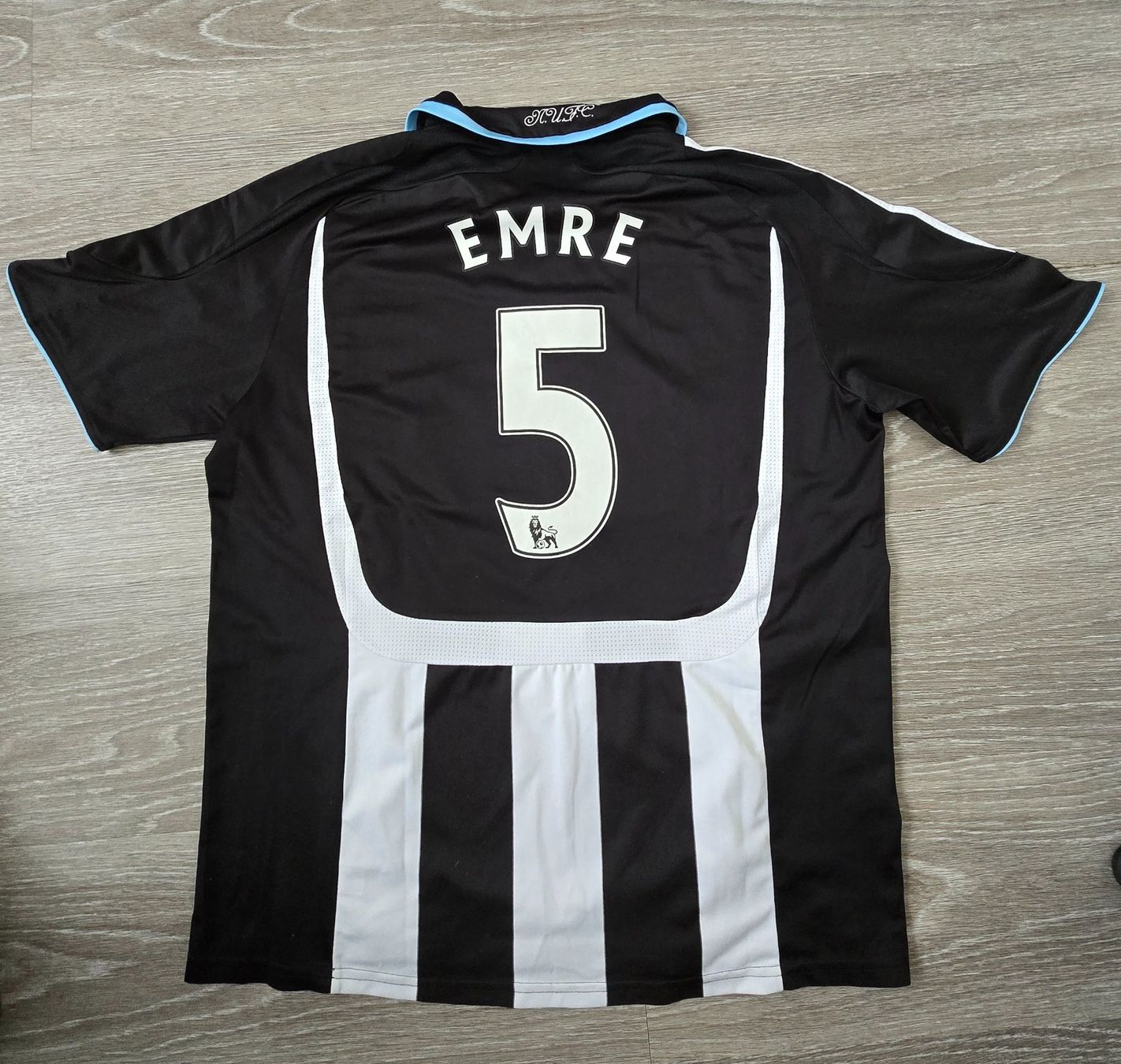 Adidas Canottiere & Pantaloni: Newcastle | Emre | 2008/09 – Usato da Zollbrück venduto da MiKron