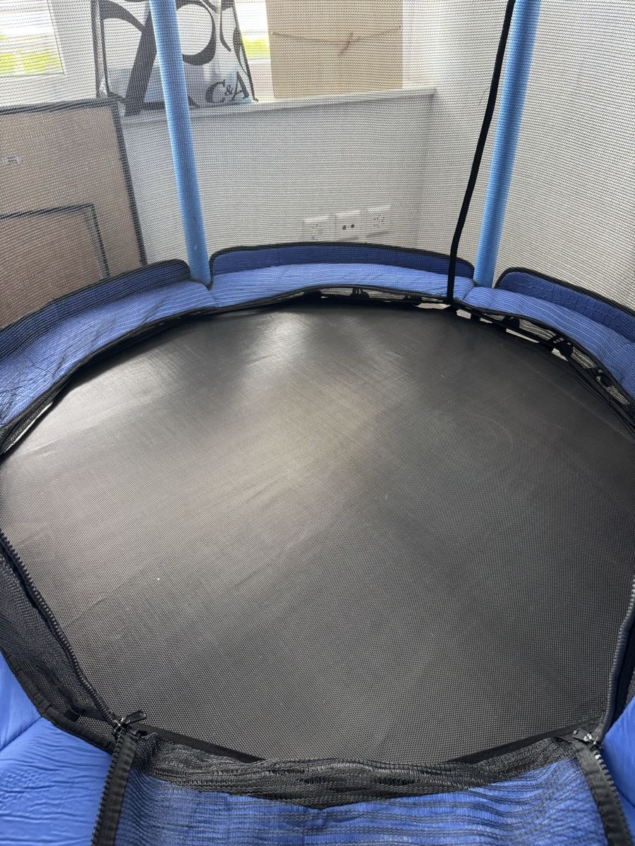 Trampolines: Trampolin mit Sicherheitsnetz blau Kinder – D'occasion à Hausen AG par xavers 1