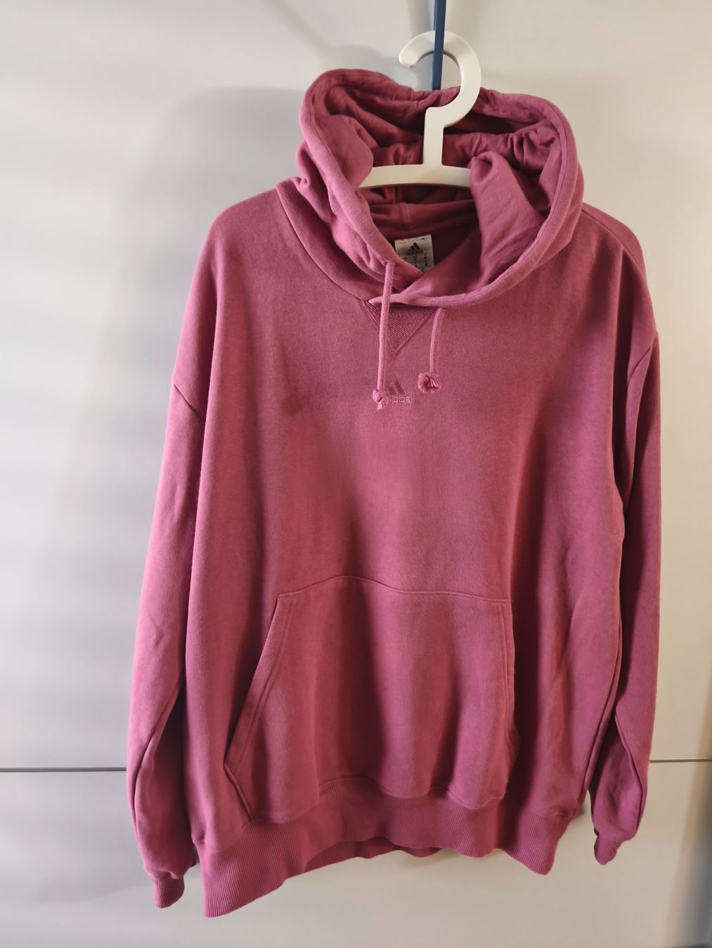 Adidas Maglioni & Felpe: adidas Damen Kapuzenpullover Dunkel Rosa Gr.M – Usato da Uster venduto da zebralino