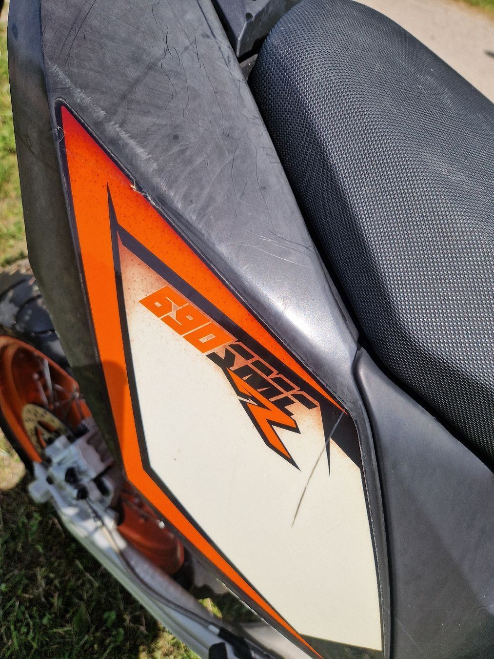 KTM Strada: KTM 690 SMC R  – Usato da Bronschhofen venduto da jimmbim92 6