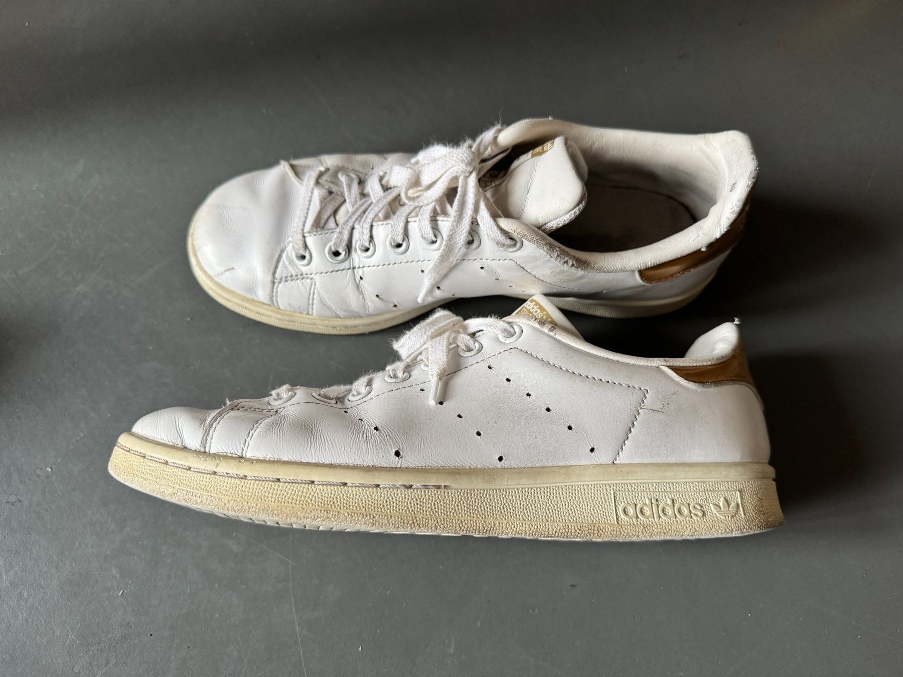 Adidas Scarpe da donna: Adidas Stan Smith (weiß, Gr. UK7) – Usato da Zürich venduto da Mlkw