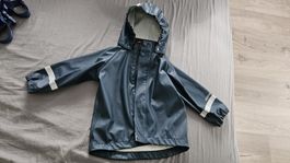 Regenjacke Marke Reima 92 gross geschnitten in gutem Zustand