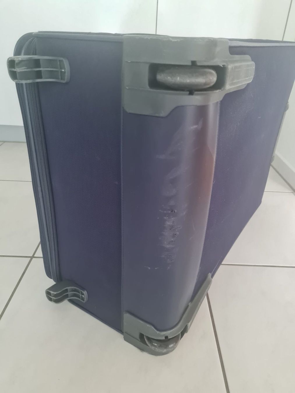 Samsonite Valigie: Samsonite Koffer in blau XL – Usato da Gersau venduto da cyo_zl99 2