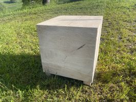 Hocker / Stuhl aus vollem Holz