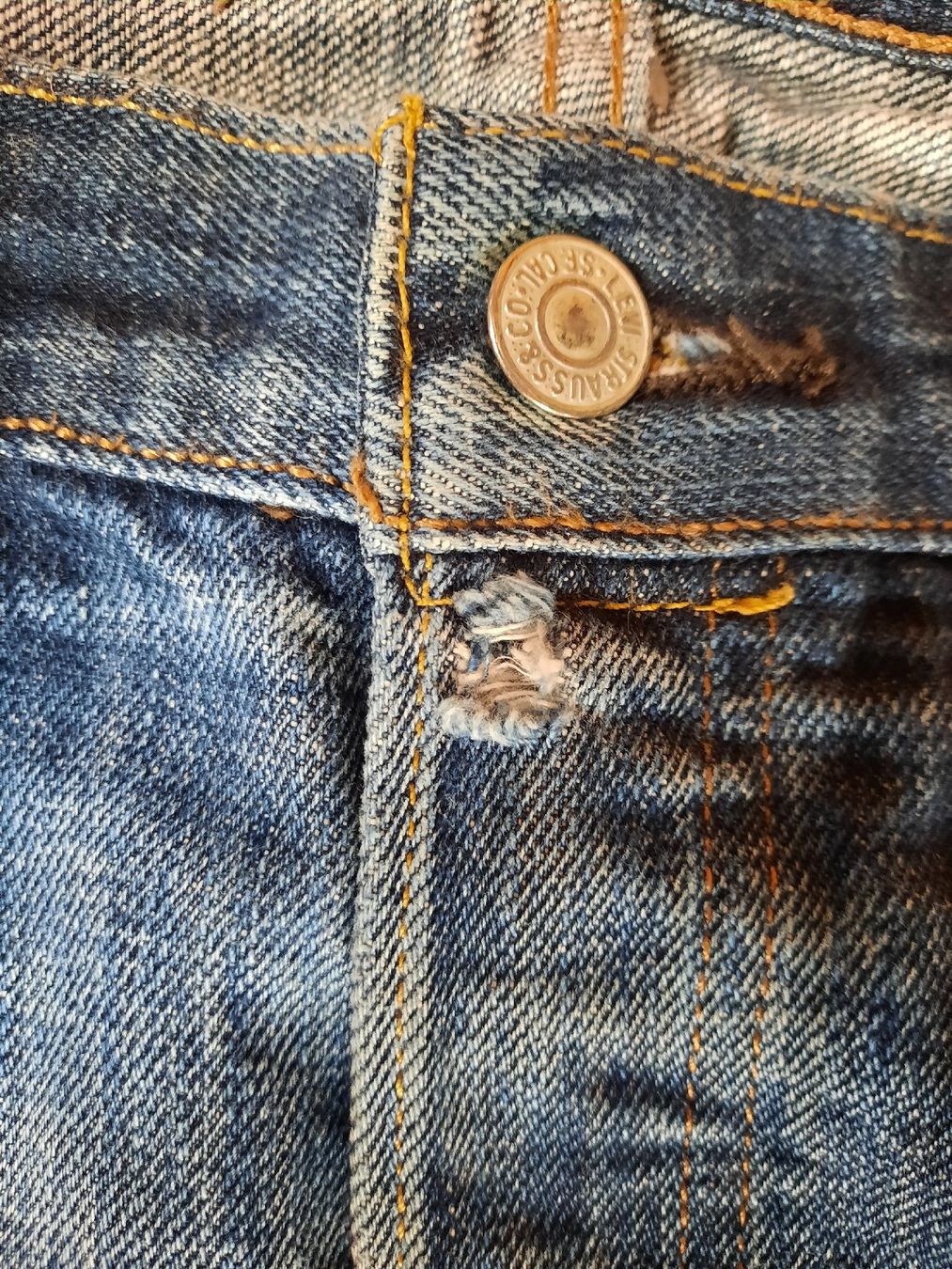 Levi's Jeans: LEVI'S  501  W 34   L 30 – Usato da Le Locle venduto da marylise01 3