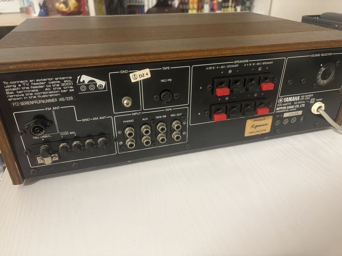Yamaha Ricevitori: Yamaha CR-420 Vintage Stereo Receiver – Usato da Oron-le-Chàtel venduto da Olivia_Baumgartner 6
