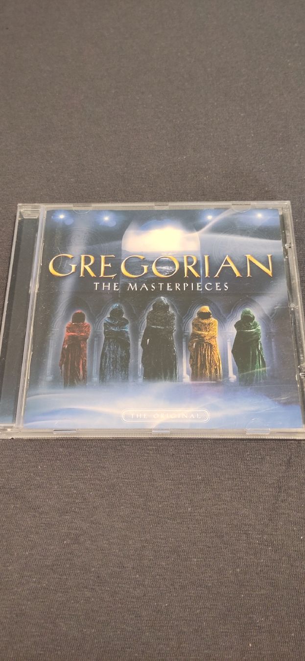 CDs: Gregorian - The Masterpieces  – Gebraucht aus Zürich von Heldel