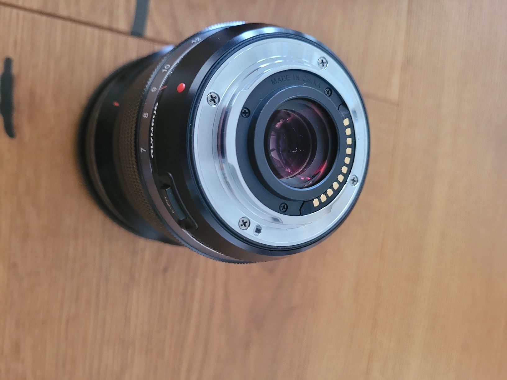 Olympus Objectifs: Olympus Weitwinkelobjektiv ED 7-14mm f/2.8 pro – D'occasion à Untersiggenthal par Swiss_cowgirl 4