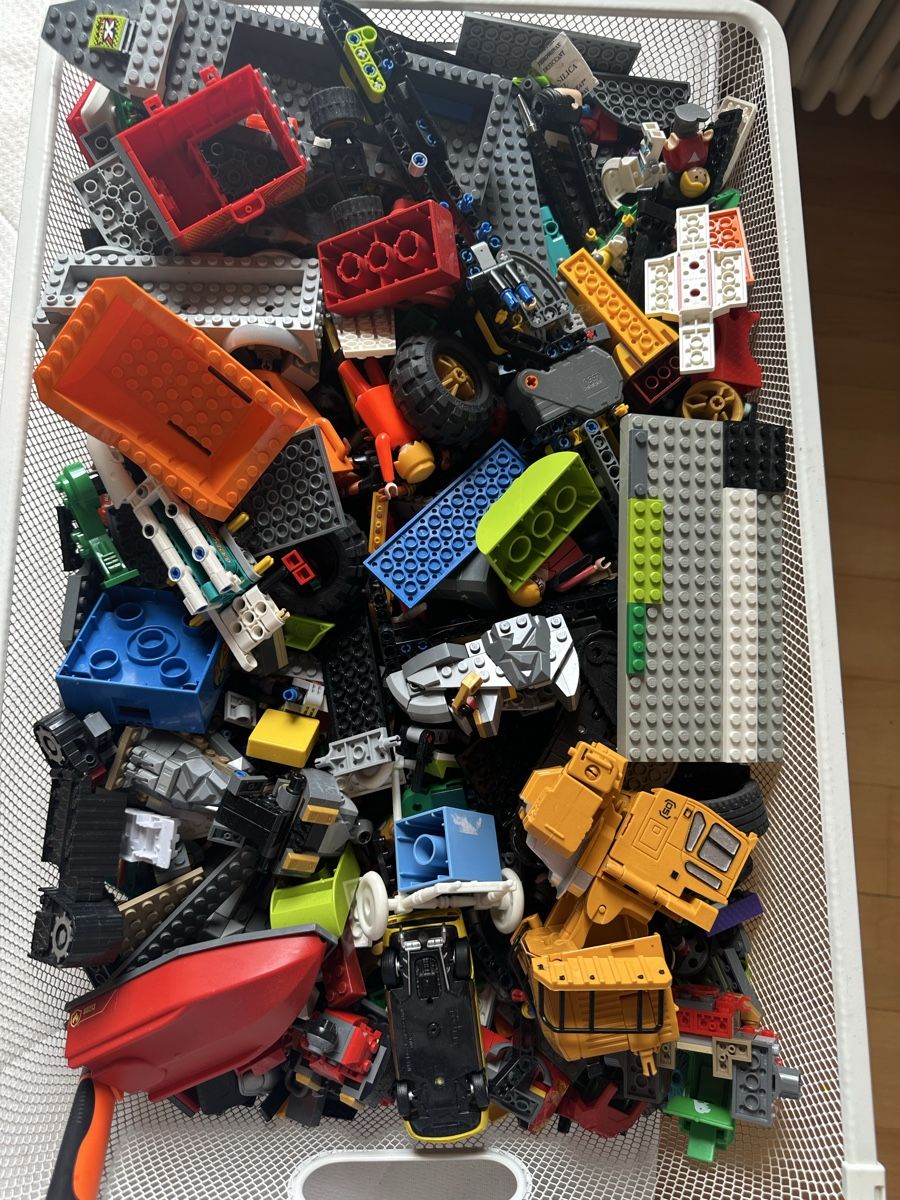 Lego Jouets: Legos gemischt  – D'occasion à niederlenz par boushra01