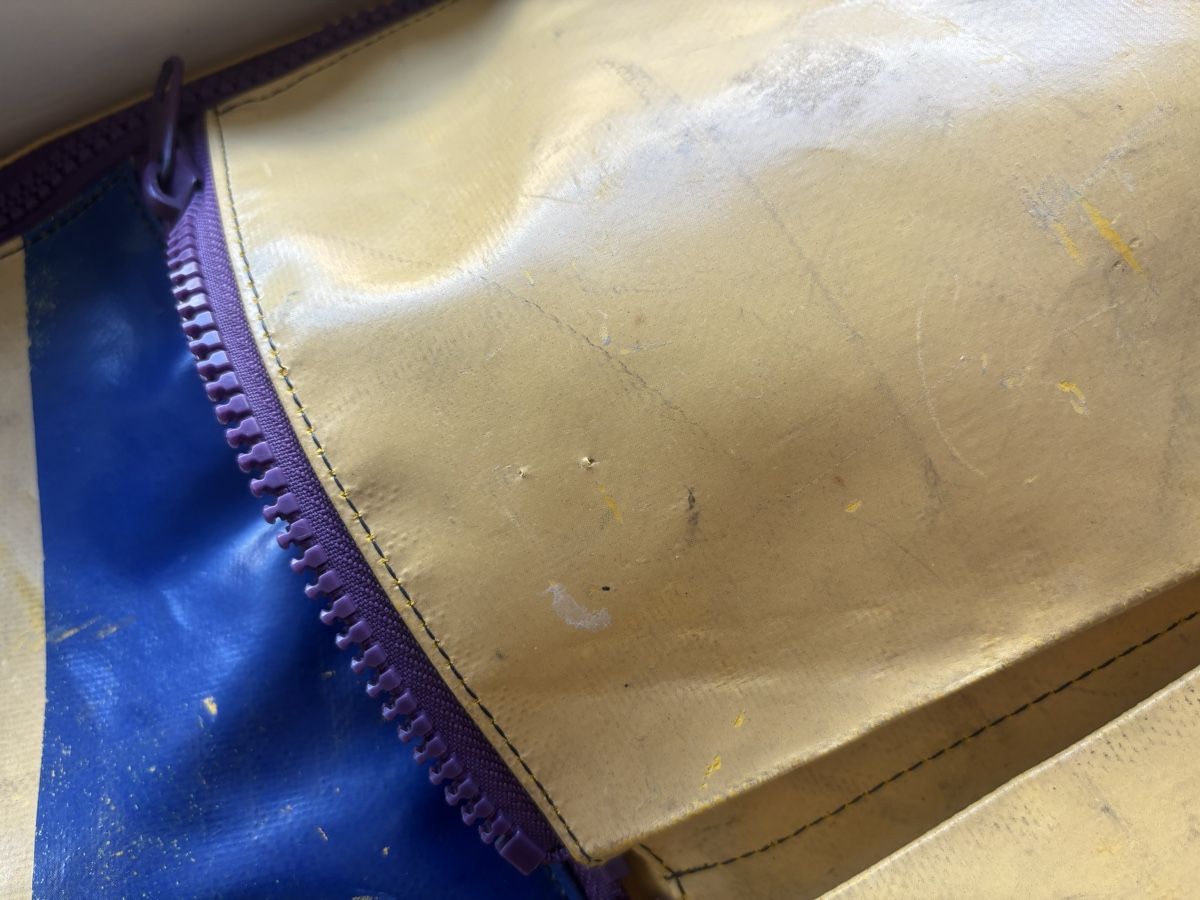 Freitag Zaini: Freitag Backpack Fringe, Good Condition, Striking Design – Nuovo (secondo la descrizione) da Baden venduto da ale_hj55 2