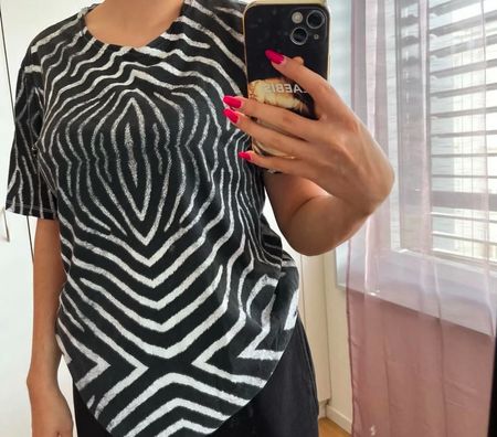T-shirt zèbre noir et blanc, stylé et tendance 🦓