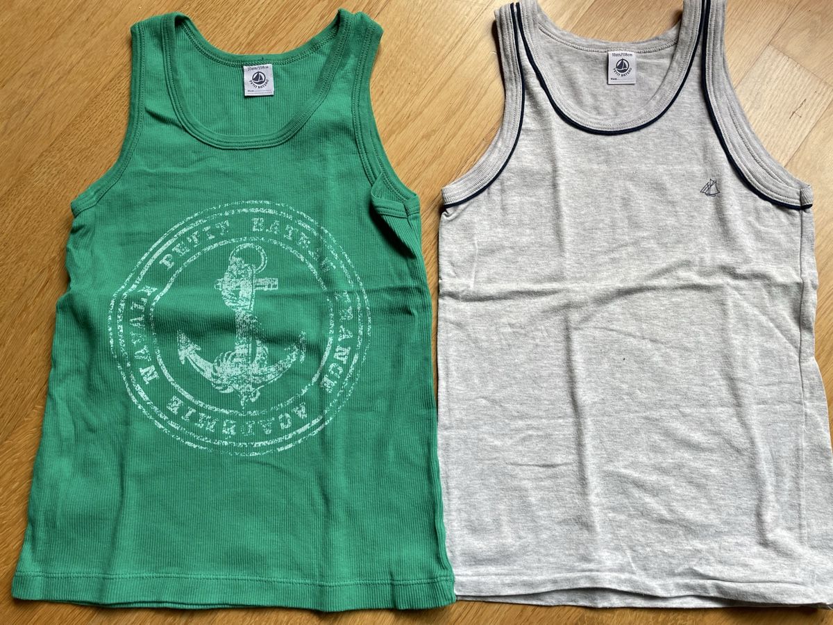 Petit Bateau Unterwäsche: 2 Unterhemden Gr. 138 Petit Bateau – Gebraucht aus Bern von brup 1