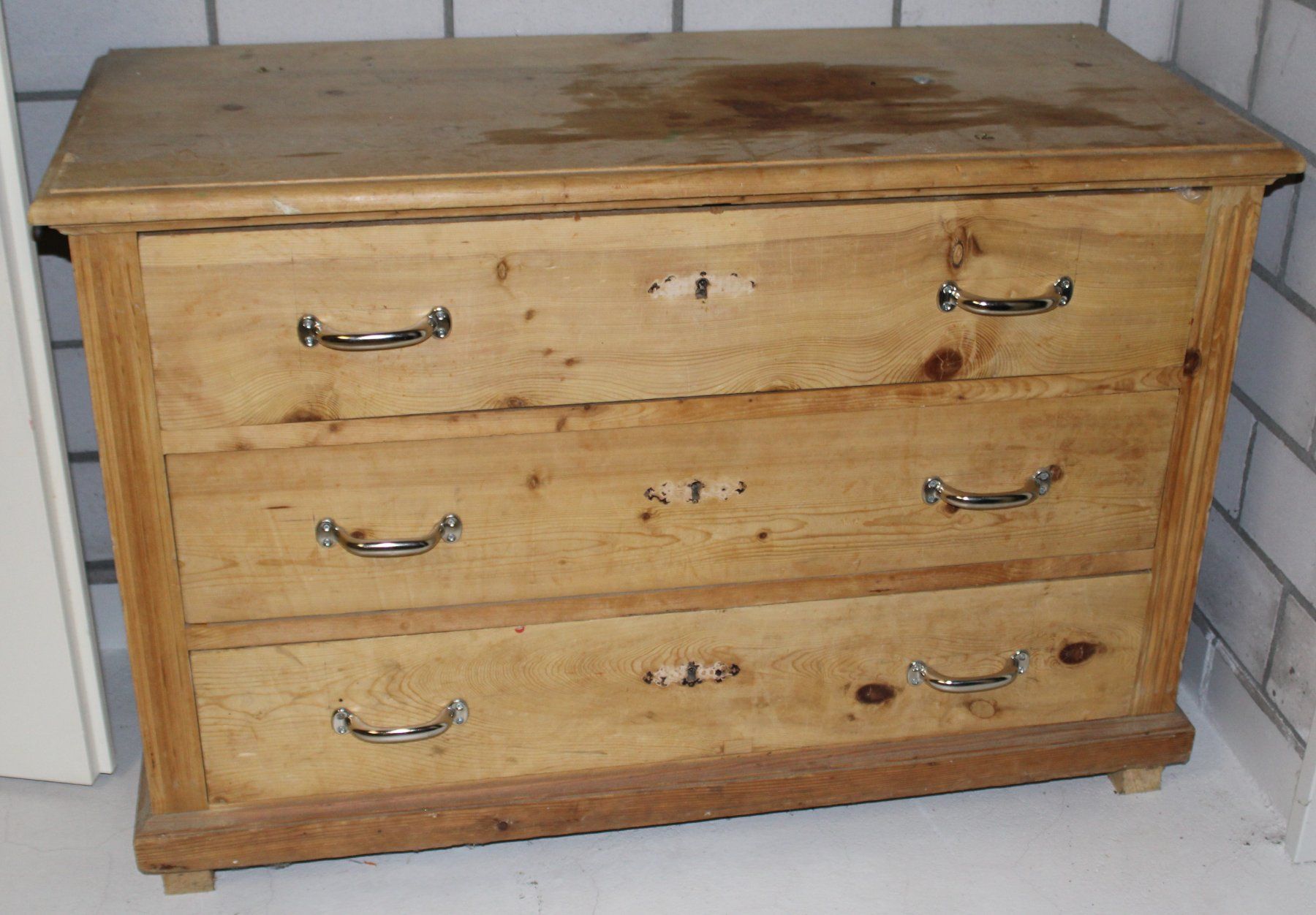 Commodes: antike Kommode (EH) – D'occasion à Schaan par antikes_und_kurioses 1