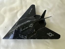 US Air Force Stealth Fighter Flugzeug Modell zum Spielen!