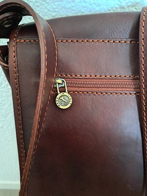 Taschen für Damen: Ledertasche – Gebraucht aus Rupperswil von Leimli 2