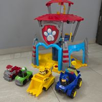 Paw Patrol Zentrale mit Fahrzeugen und Figuren