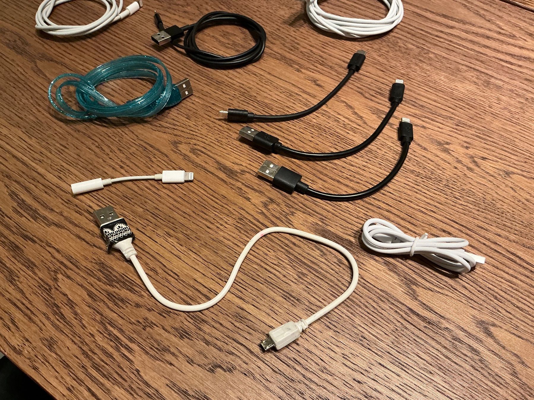 Cavi: Div. USB Lightning Kabel – Usato da Würenlos venduto da Chicca2004