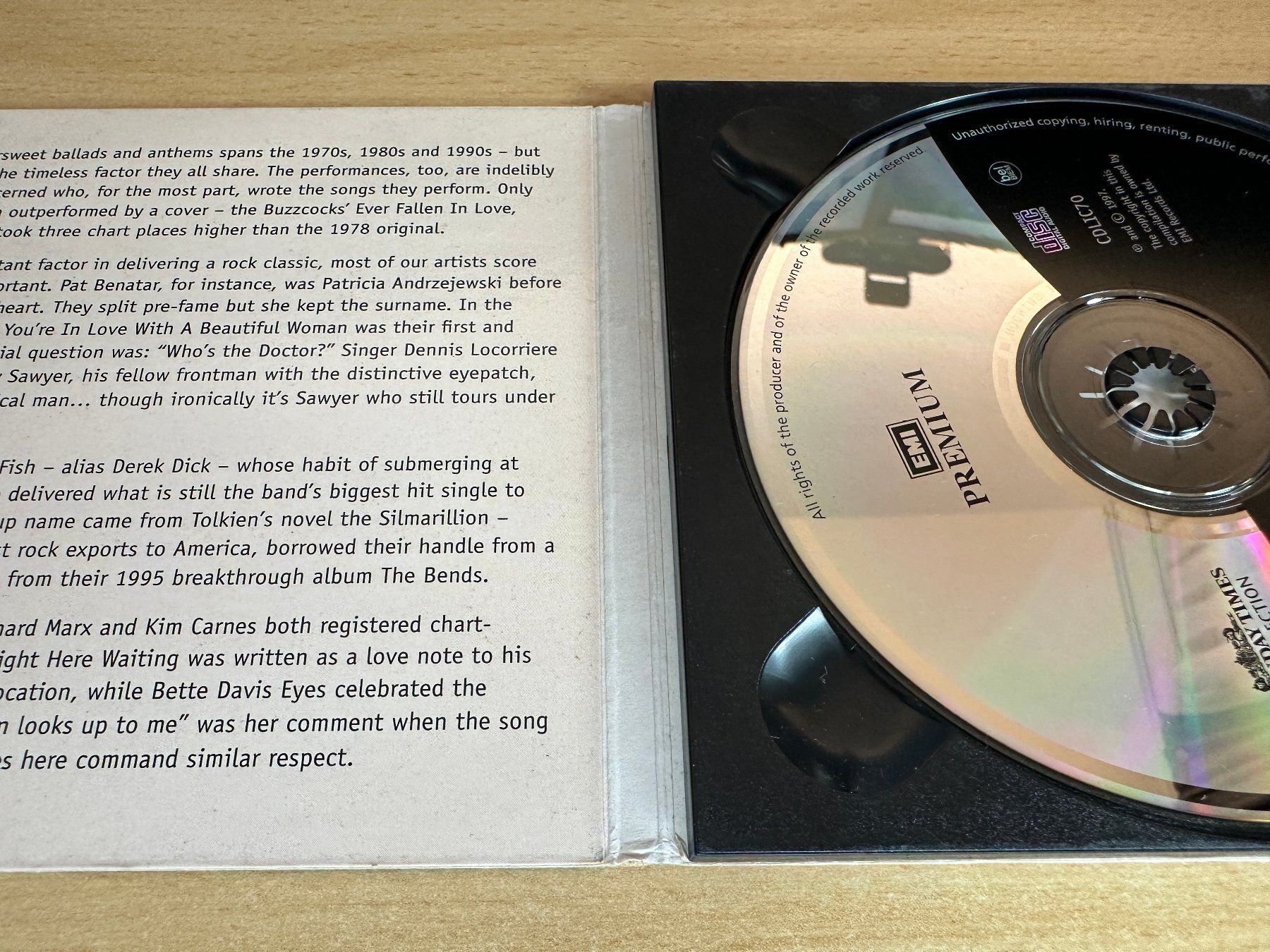 CD: Various – Bitter Suites – Usato da Rikon im Tösstal venduto da Alpenmutz 2