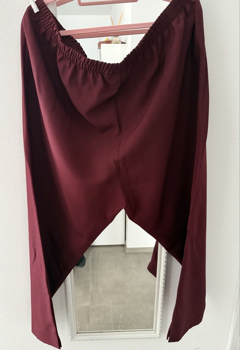 Hosen: Schlupfhose Kurzgrösse 27   7/8 Länge – Gebraucht aus Pfeffikon LU von pepino17