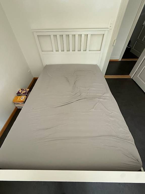 Lits: Bett  – D'occasion à St. Gallen par mar_c29s 2