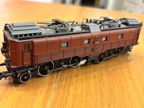 Roco Modellini di ferrovie: Locomotive ROCO – Usato da Orbe venduto da car_8grw 3