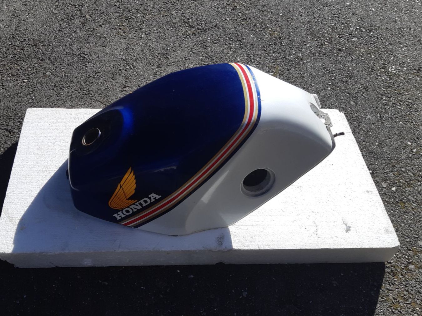 Honda Accessori per altri veicoli: Benzintank Honda VF1000R – Usato da Kleinlützel venduto da Jaguar60 3