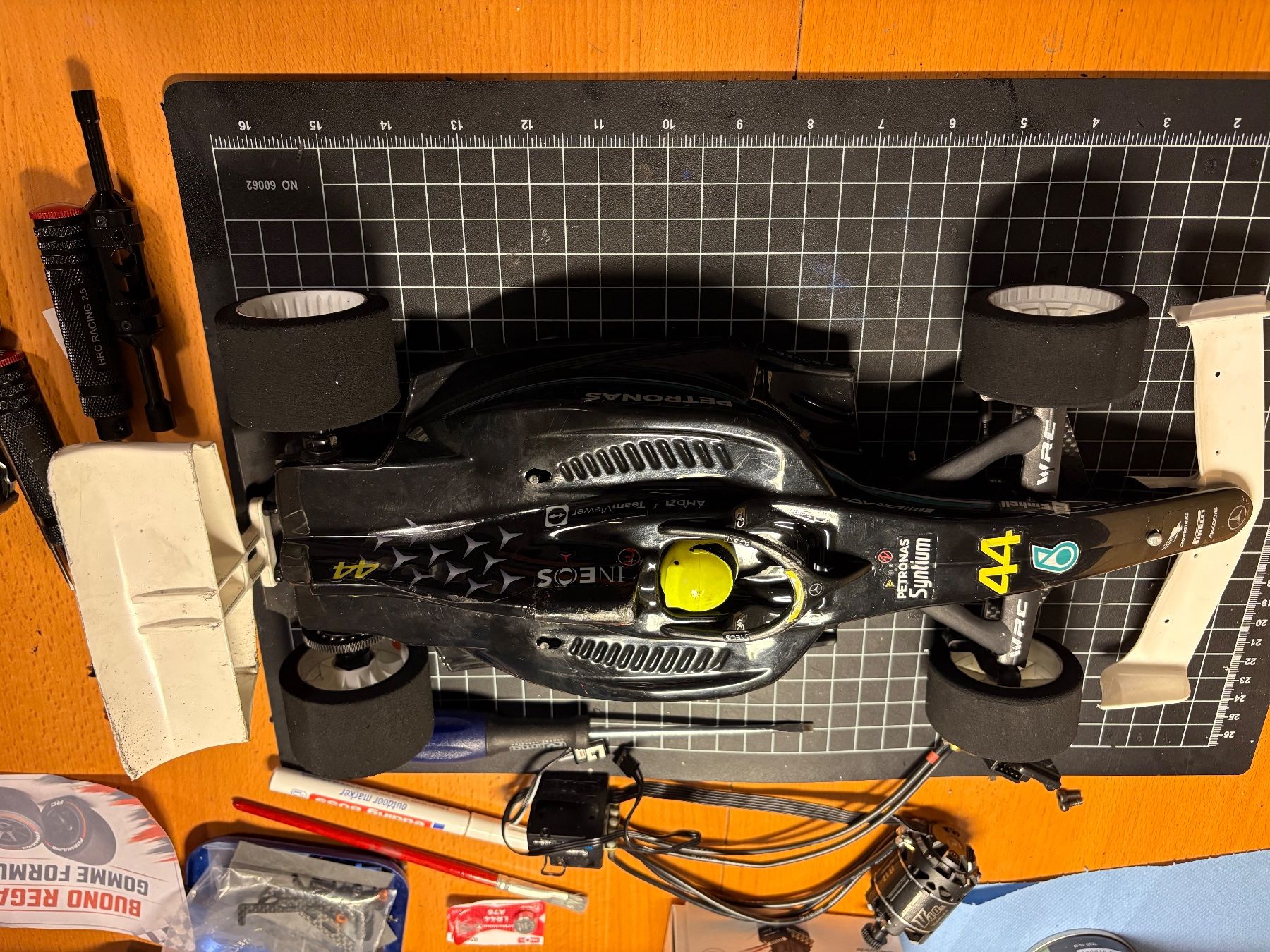 RC Kits de montage: F1 RC car F22Wirc – D'occasion à Giubiasco par rbevacqua