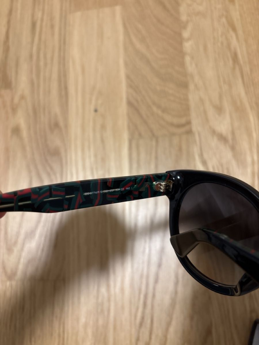 Gucci Occhiali & Lenti: Gucci Sonnenbrille mit Etui – Usato da Winterthur venduto da ag8m8 2