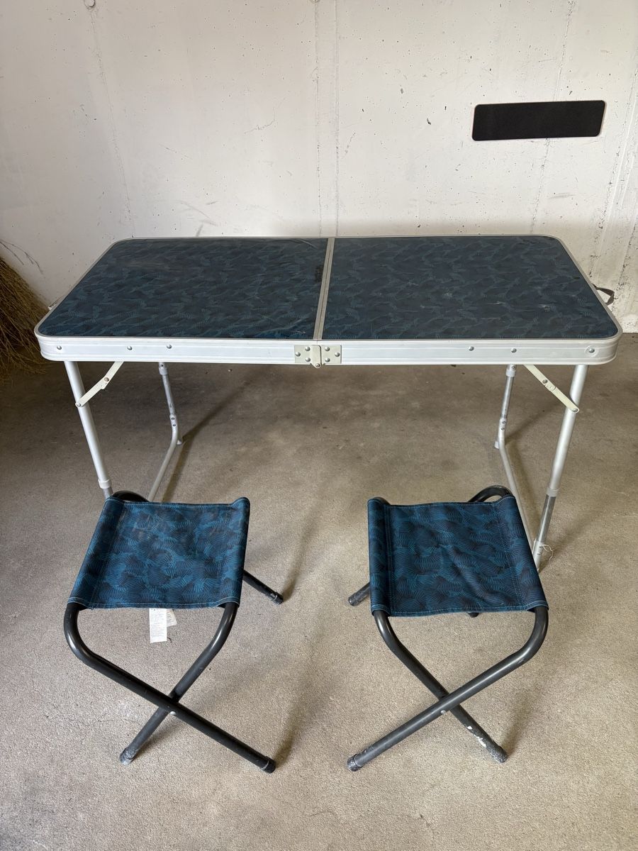 Tische: Table de camping pliable  – Gebraucht aus Villarimboud von hampton2012