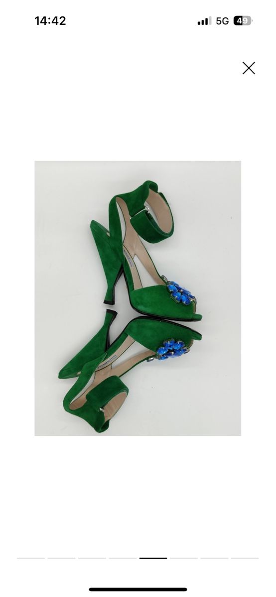 Prada Scarpe da donna: Prada Runway Green Suede Crystal Sandals size 39 – Usato da Worblaufen venduto da ble_8s65 5