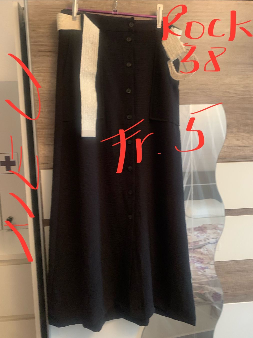 Lots de vêtements: Damenoberbekleidung – D'occasion à Niederwil AG par jov_n85j 7