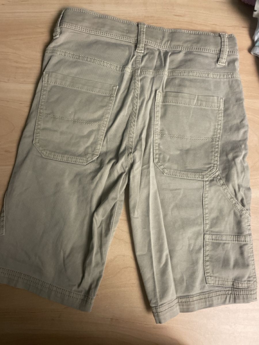 S.Oliver Pantaloni: S.Oliver Bermuda kurz Gr. 152 beige Cargoshorts – Usato da Obergerlafingen venduto da cabo4 1