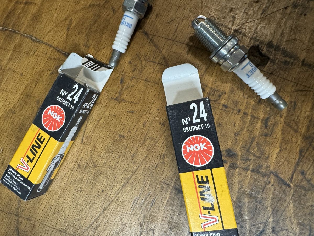 Tutti i ricambio per moto: Zündkerzen – Nuovo (secondo la descrizione) da Dübendorf venduto da Sachs621 2