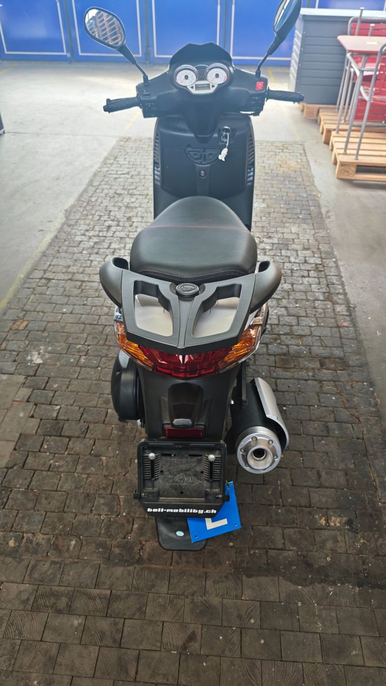 Tell Scooter: Roller 125er – Usato da Luzern venduto da pilatusshop 1