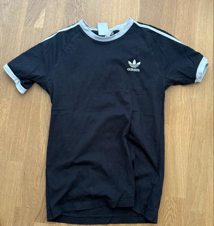 Adidas T-Shirt 3, Schwarz, Grösse S, sehr guter Zustand