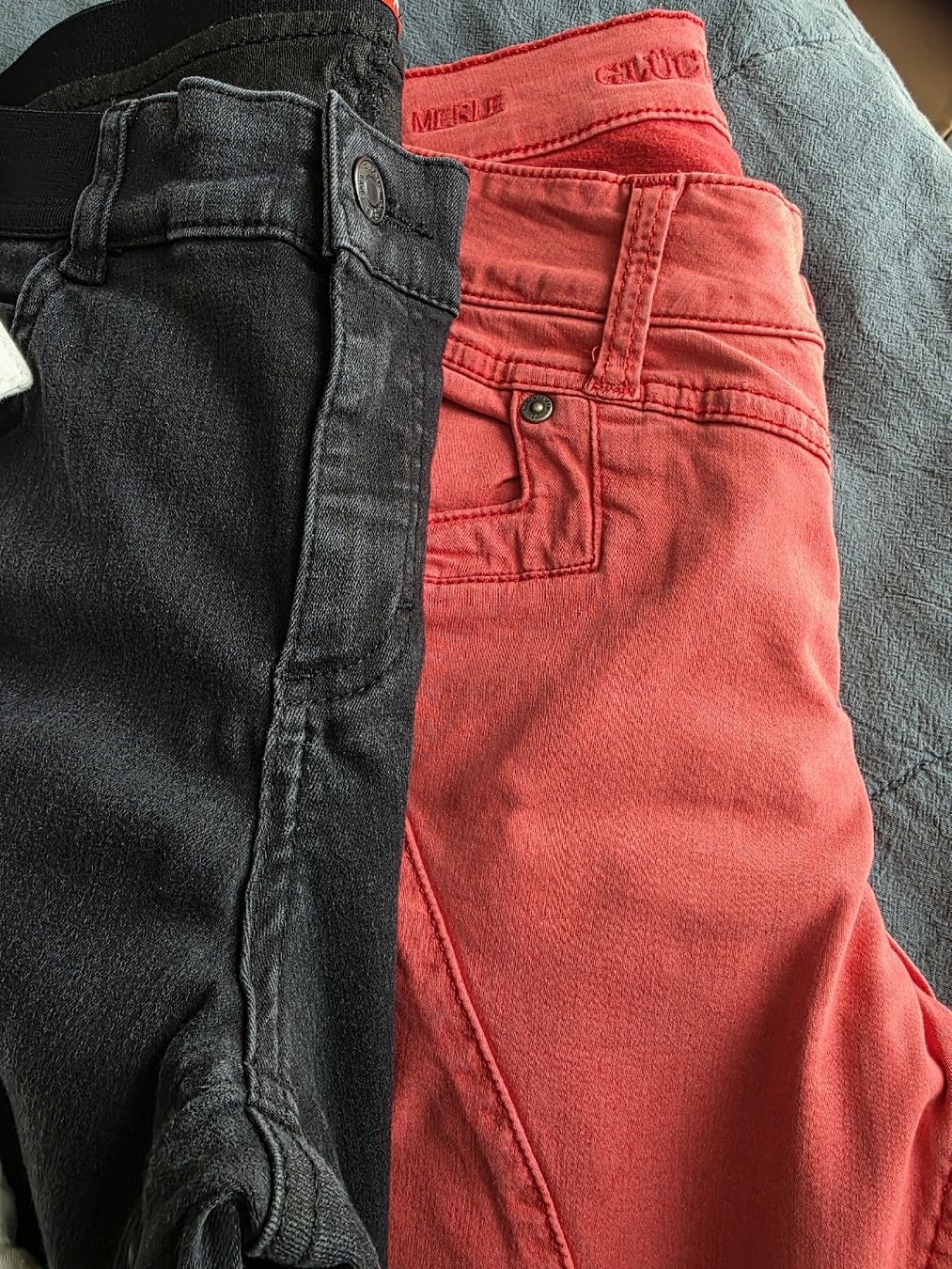 Lotti di vestiti: Hosen  – Nuovo (secondo la descrizione) da Rüti ZH venduto da car_gl78 4