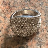 Ring mit vielen Zirkonia Steinen besetzt, Gr. 7 (56)