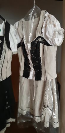 Tracht  -  Dirndl  -  COUNTRY LINE  -  Leinen  -  46/48