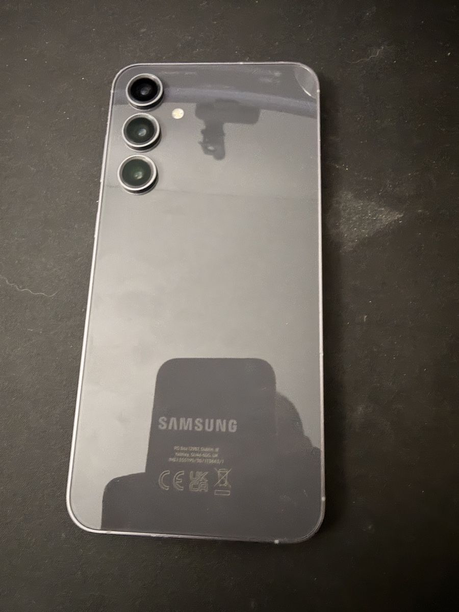 Samsung Handys / Smartphones: Samsung Galaxy S23 FE 128 GB Grau – Neu (gemäss Beschreibung) aus Selzach von SiendoGaming 1